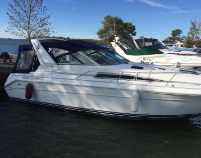 Come Aboard 36′ Sea Ray Sundancer Yacht for Rent in Toronto